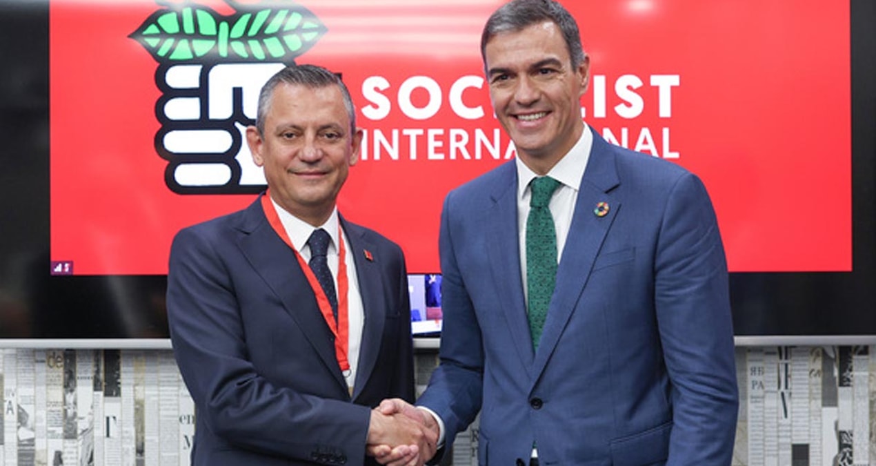 Sosyalist enteransyonal ve pedro sachezden yeni partiyi tebrik YTPIgTMy